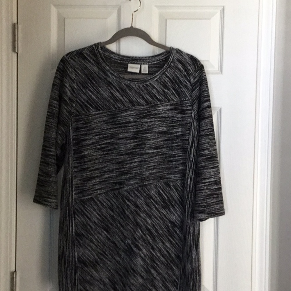 Light weight tunic sweater 3 seasons